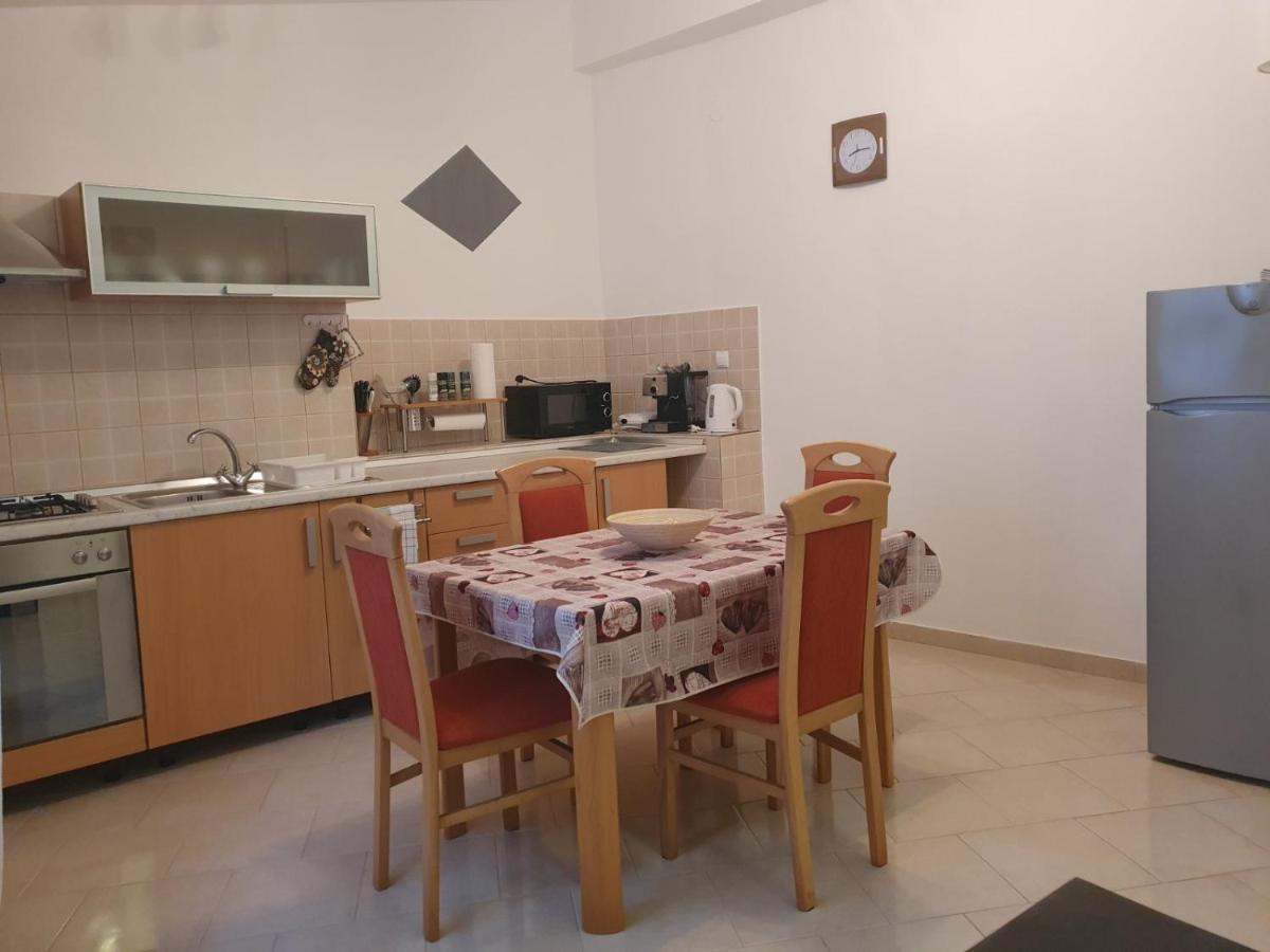 Artemida Apartment เมดูลิน ภายนอก รูปภาพ